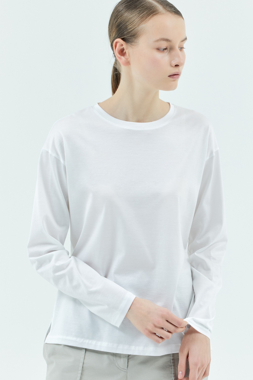 와이잭 시그니처 루즈 &amp; 릴렉스 핏 긴팔 티셔츠 (WOMEN)